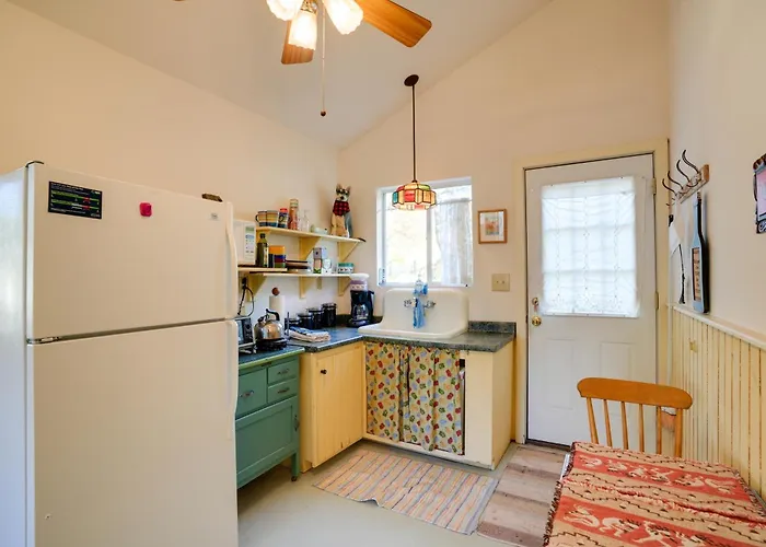 < 1 Mi To Horse Boarding: Cozy Hideaway! Apartment *