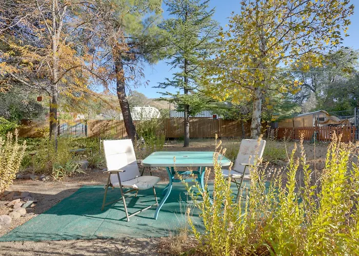 < 1 Mi To Horse Boarding: Cozy Hideaway! Apartment